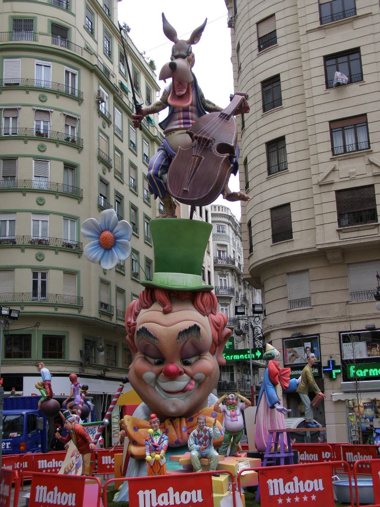 Totfalles: Avenida del Oeste